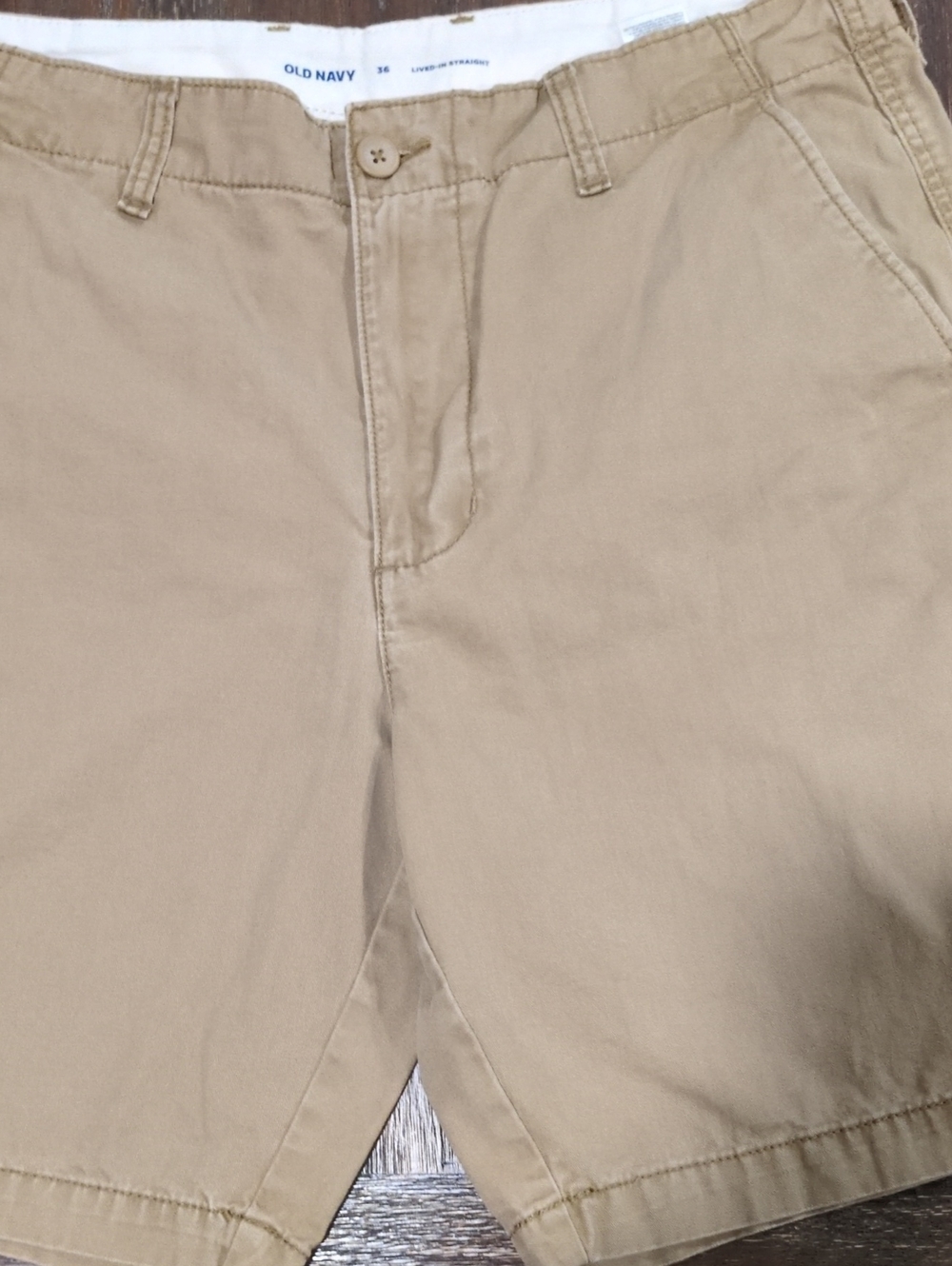 Old Navy Men’s Tan Chino Shorts 36